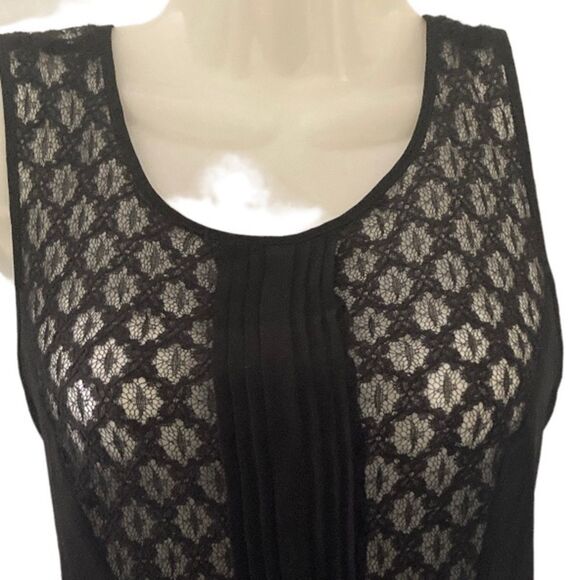 Forever 21 Little Black Lace and Chiffon Dress - Picture 3 of 9